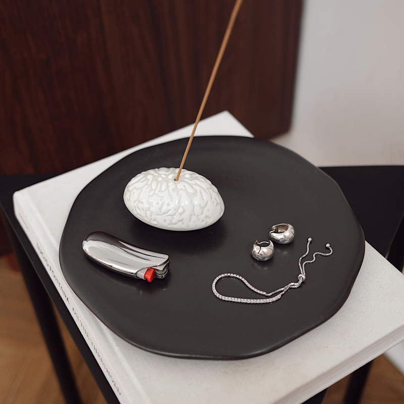 Organic Display Plate - Charcoal